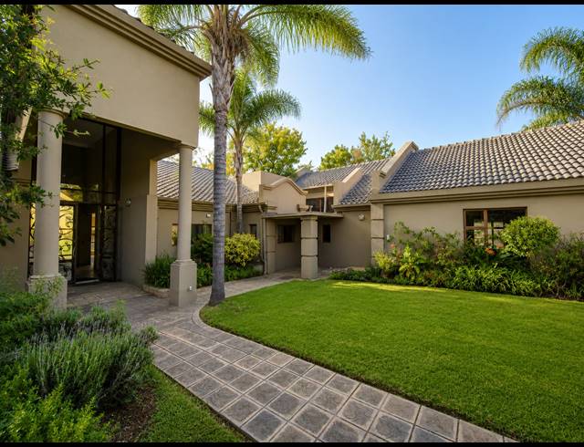 4 BEDROOM HOUSE FOR SALE IN VANDERBIJLPARK SW 5